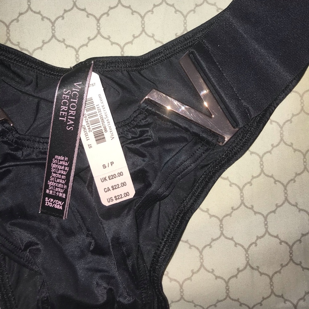 Black Victoria’s Secret thongSOLD
